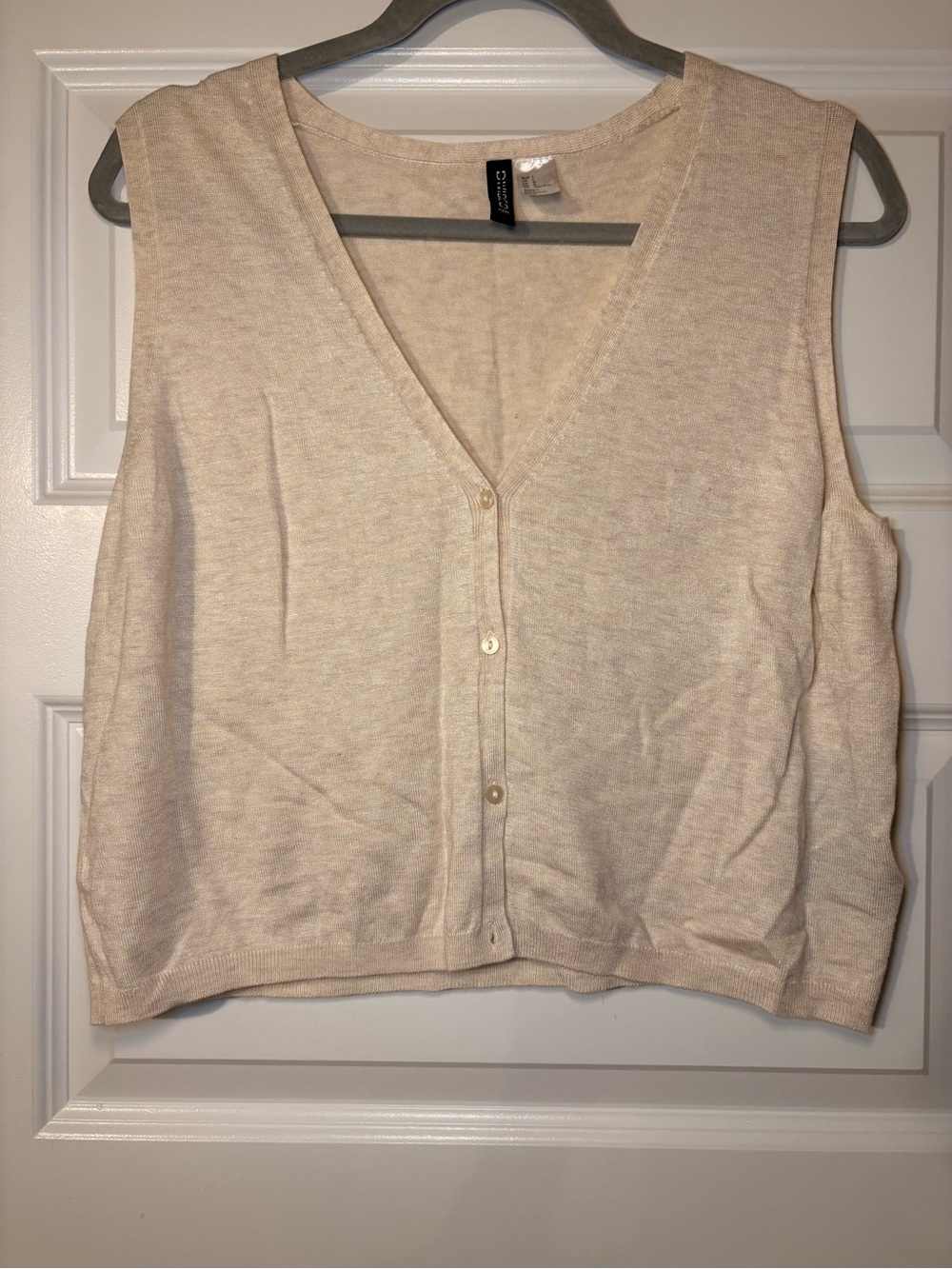 H&M Light Beige V-Neck Sleeveless Knit Tank